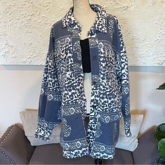 Free People Women's Ruby Navy Combo Shacket Jacket Size Medium NWT - Picture 2 of 10